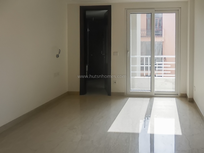 4 BHK Flat For Rent in Jor Bagh