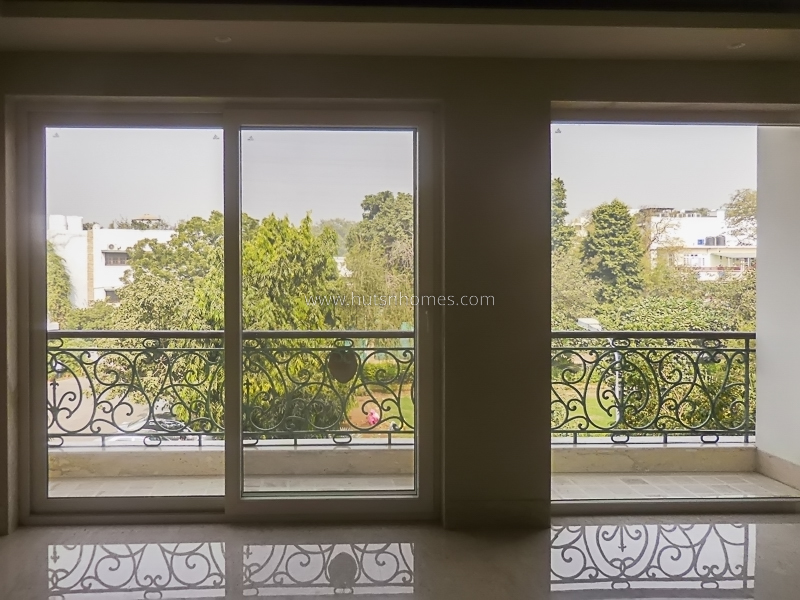 4 BHK Flat For Rent in Jor Bagh