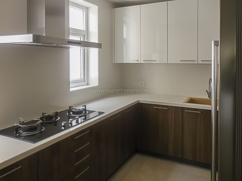 4 BHK Flat For Rent in Jor Bagh