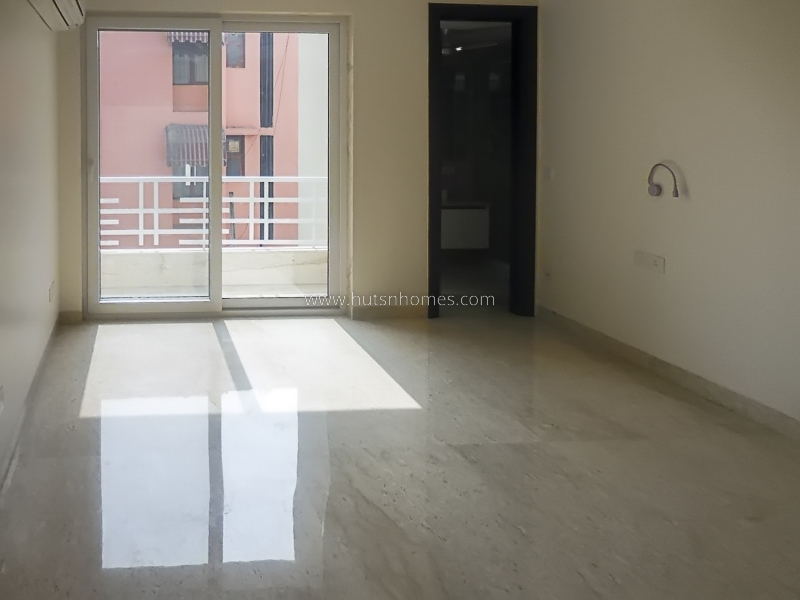 4 BHK Flat For Rent in Jor Bagh