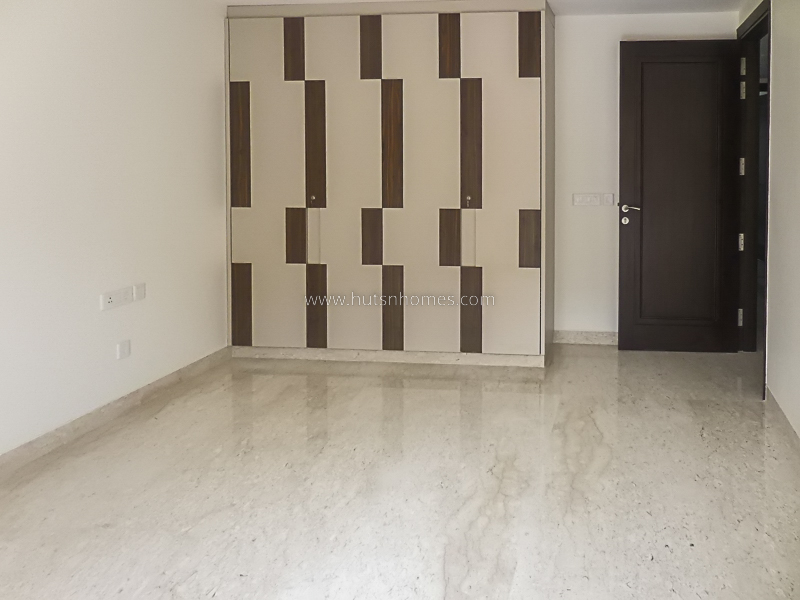 4 BHK Flat For Rent in Jor Bagh