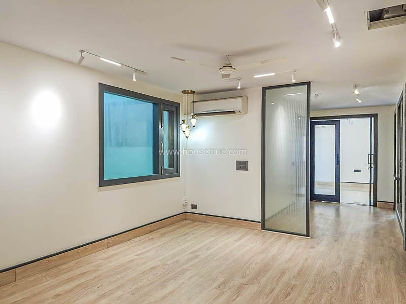 4 BHK Builder Floor For Rent in Safdarjung Enclave