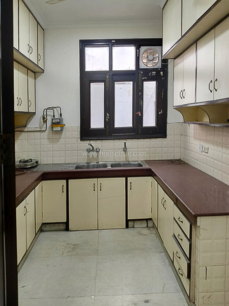 3 BHK Flat For Rent in Safdarjung Enclave
