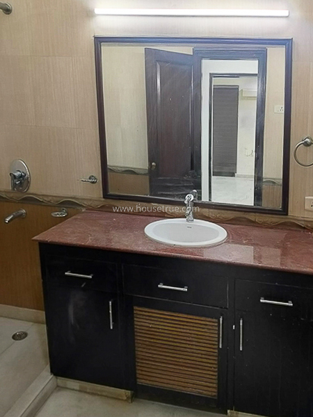 3 BHK Flat For Rent in Safdarjung Enclave
