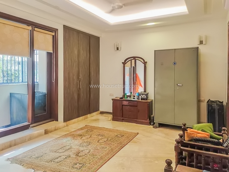 3 BHK Builder Floor For Rent in Safdarjung Enclave