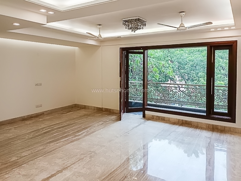 4 BHK Flat For Rent in Safdarjung Enclave