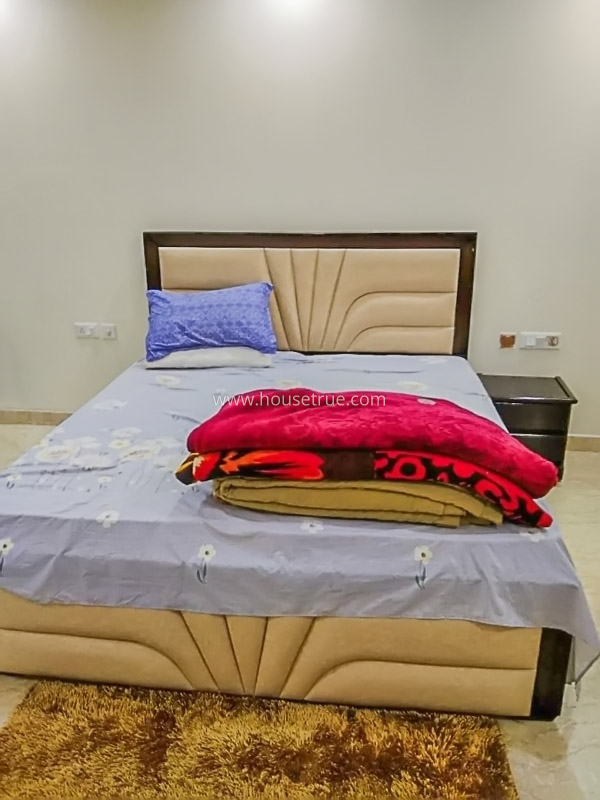 3 BHK Flat For Rent in Safdarjung Enclave