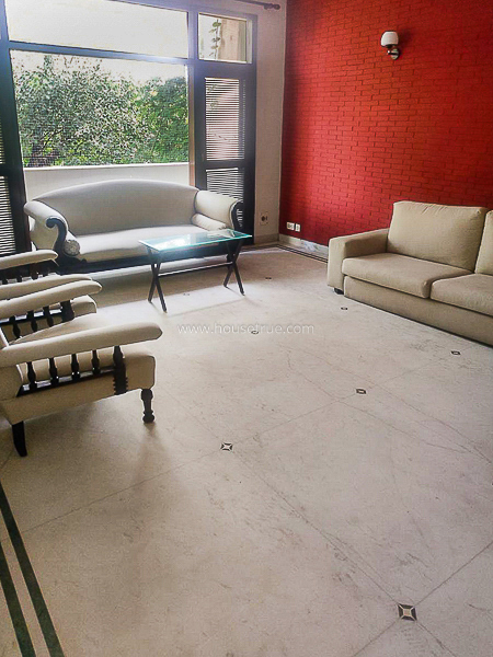 2 BHK Flat For Rent in Safdarjung Enclave