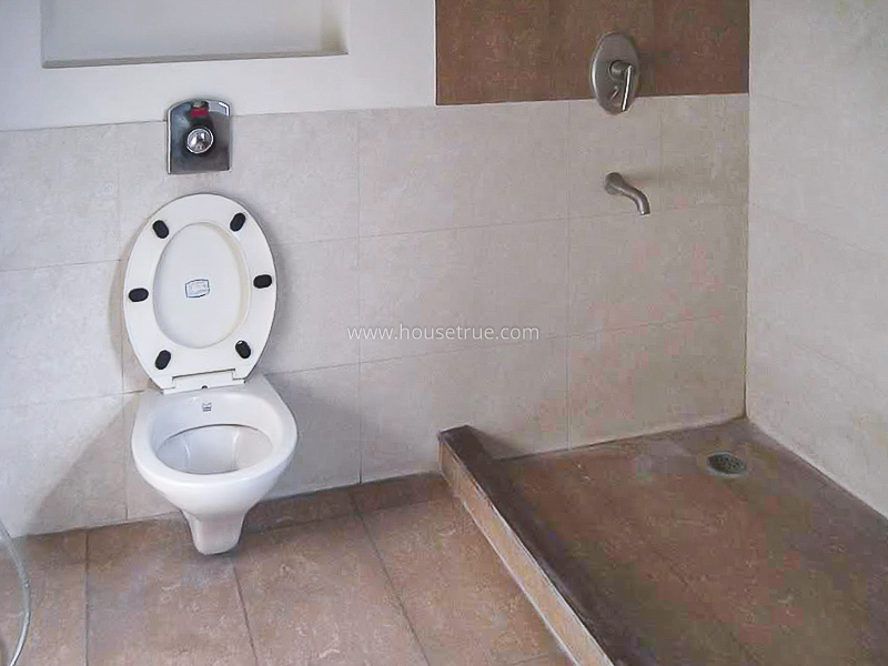 2 BHK Flat For Rent in Safdarjung Enclave