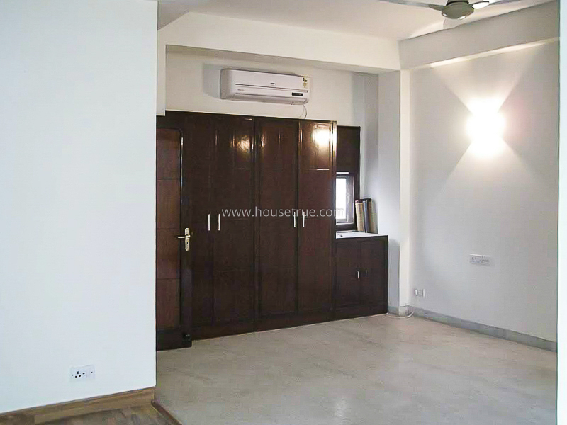 2 BHK Flat For Rent in Safdarjung Enclave