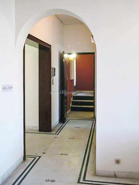 2 BHK Flat For Rent in Safdarjung Enclave