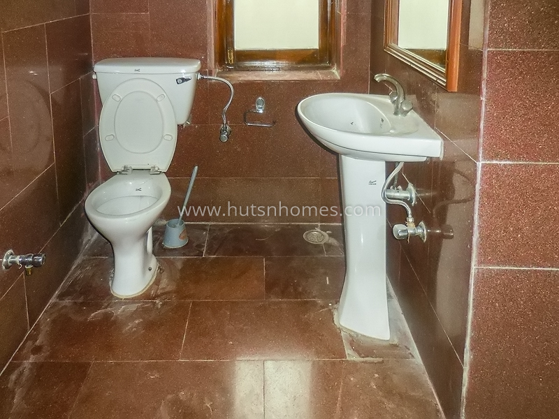 3 BHK Flat For Rent in Golf Links