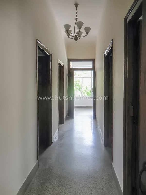 3 BHK Flat For Rent in Golf Links
