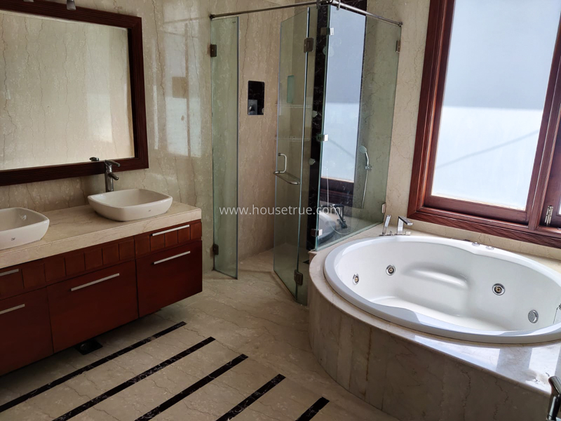 4 BHK Flat For Rent in Anand Niketan