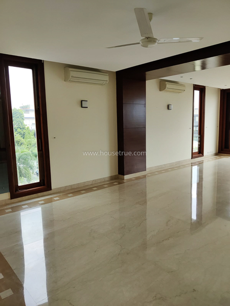 4 BHK Flat For Rent in Anand Niketan