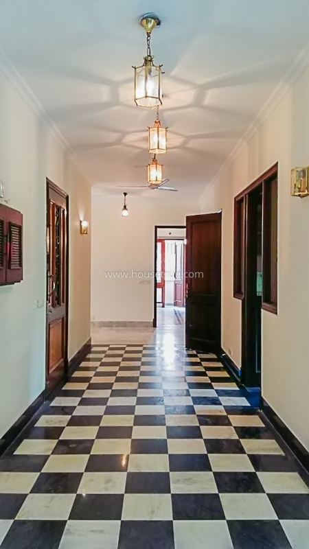 4 BHK Flat For Rent in Vasant Vihar