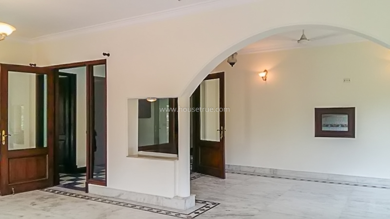 4 BHK Flat For Rent in Vasant Vihar