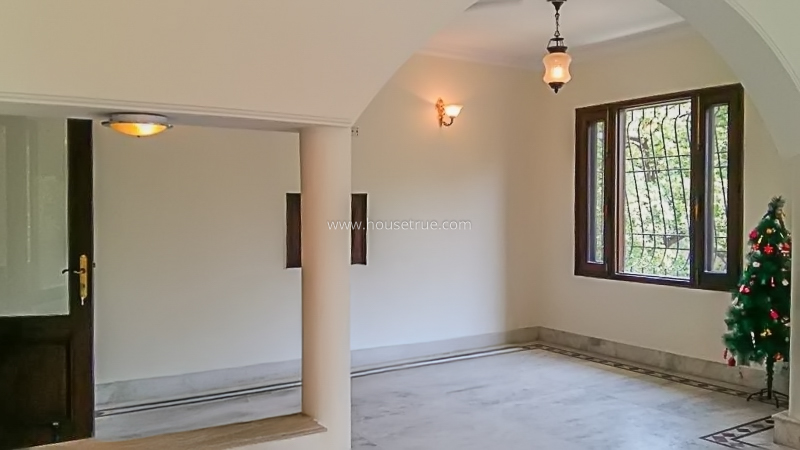 4 BHK Flat For Rent in Vasant Vihar