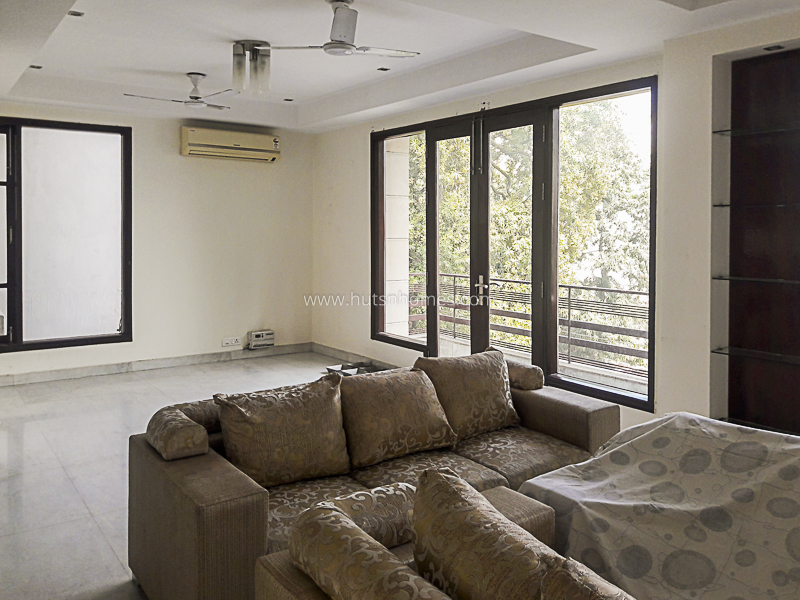 3 BHK Flat For Rent in Vasant Vihar