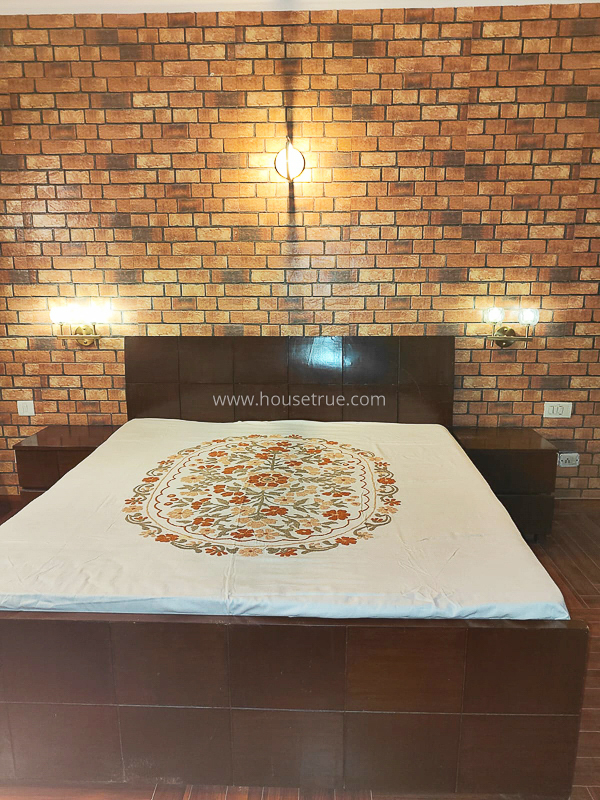 2 BHK Flat For Rent in Defence Colony