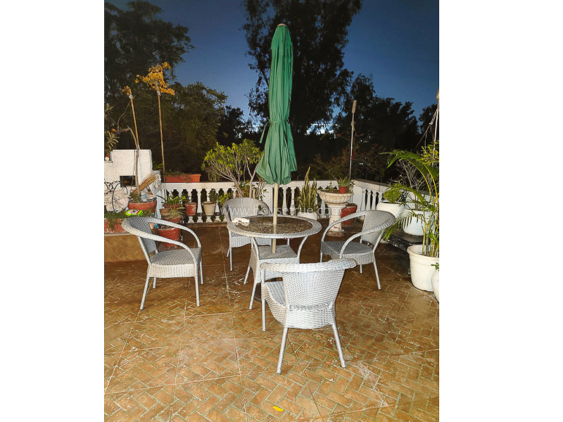 2 BHK Flat For Rent in Defence Colony