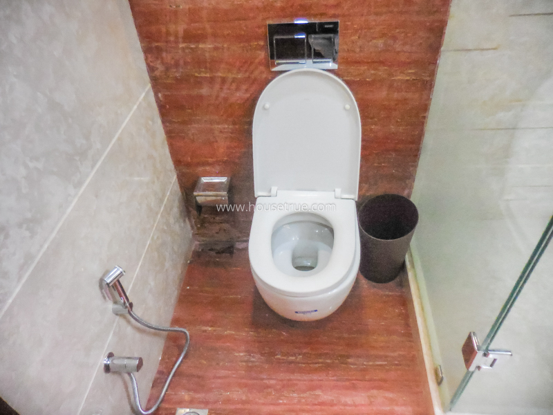 3 BHK Builder Floor For Rent in Defence Colony