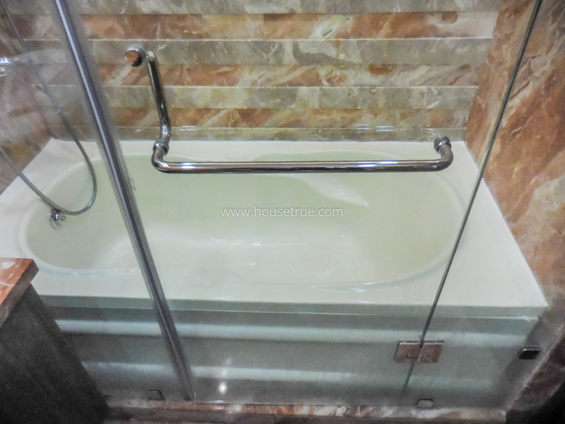 3 BHK Builder Floor For Rent in Defence Colony