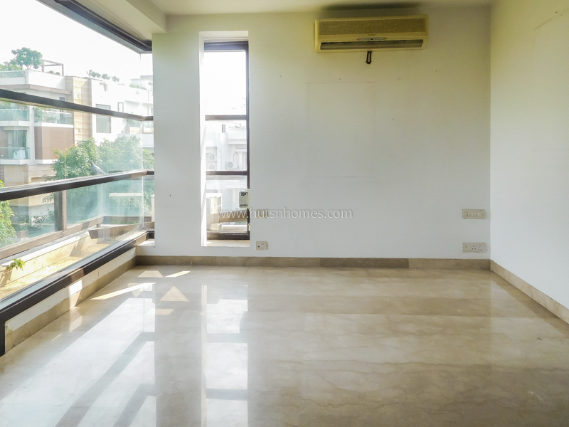 3 BHK Flat For Rent in Vasant Vihar