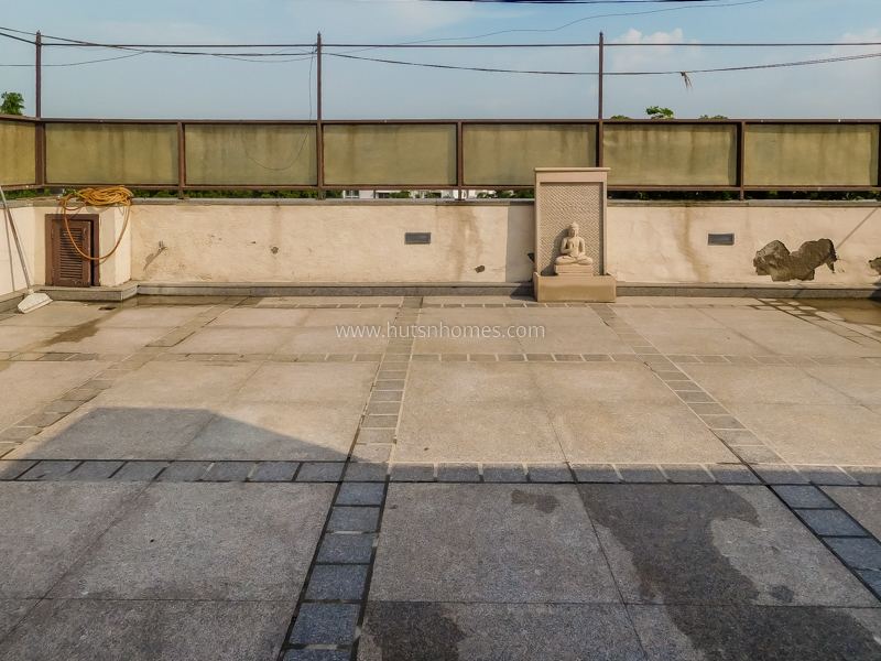 3 BHK Flat For Rent in Vasant Vihar