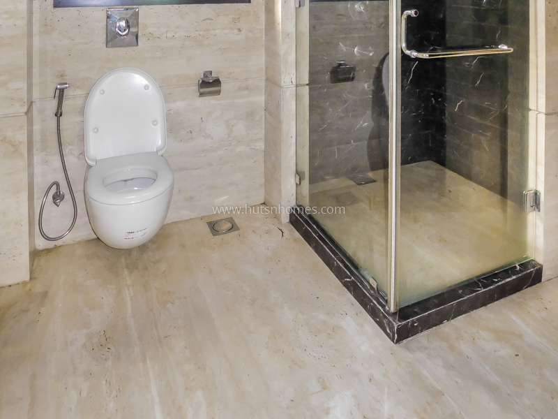 3 BHK Flat For Rent in Vasant Vihar