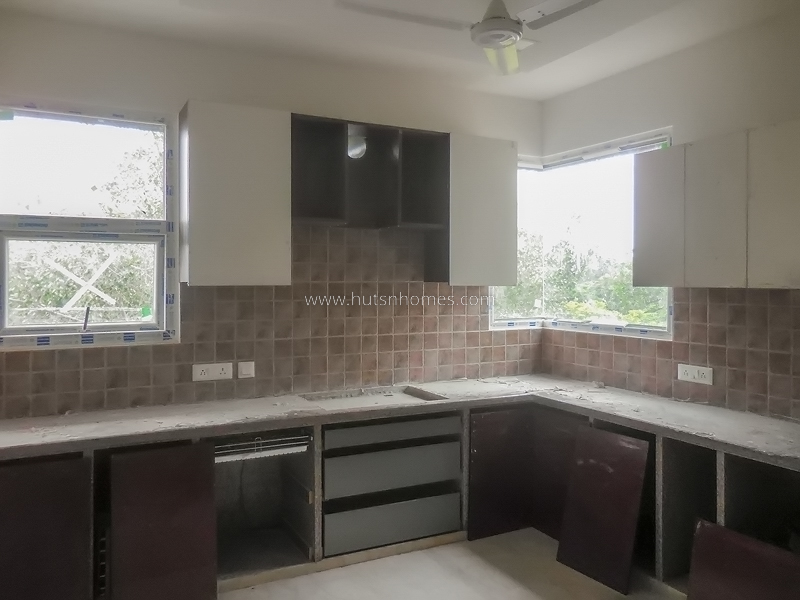 3 BHK Flat For Rent in Vasant Vihar