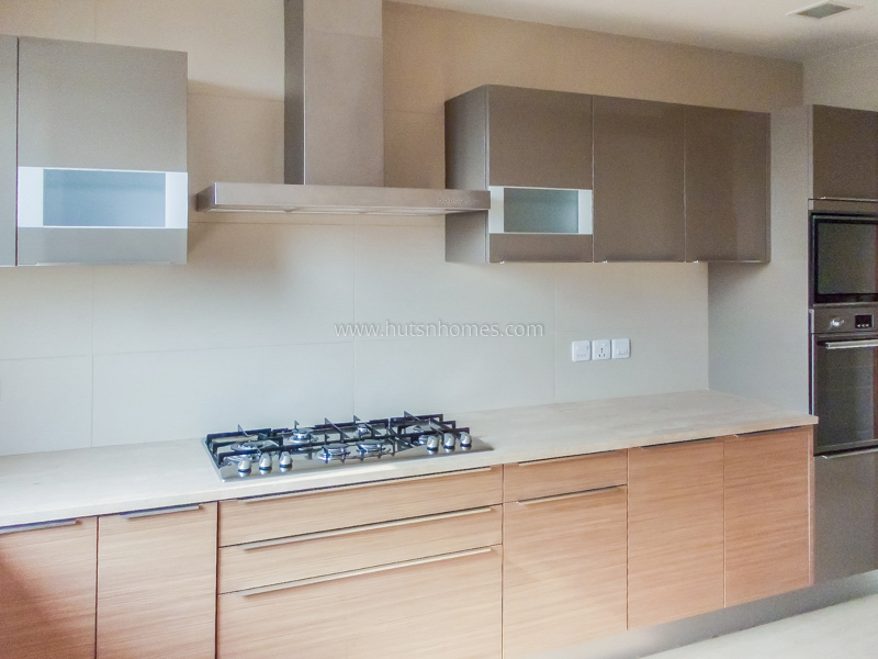 4 BHK Flat For Rent in Vasant Vihar