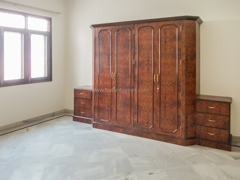 4 BHK House For Rent in Vasant Vihar