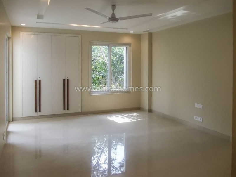 4 BHK Builder Floor For Rent in Vasant Vihar