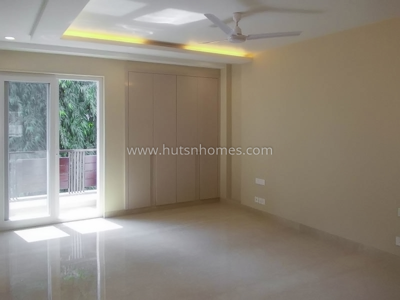 4 BHK Builder Floor For Rent in Vasant Vihar