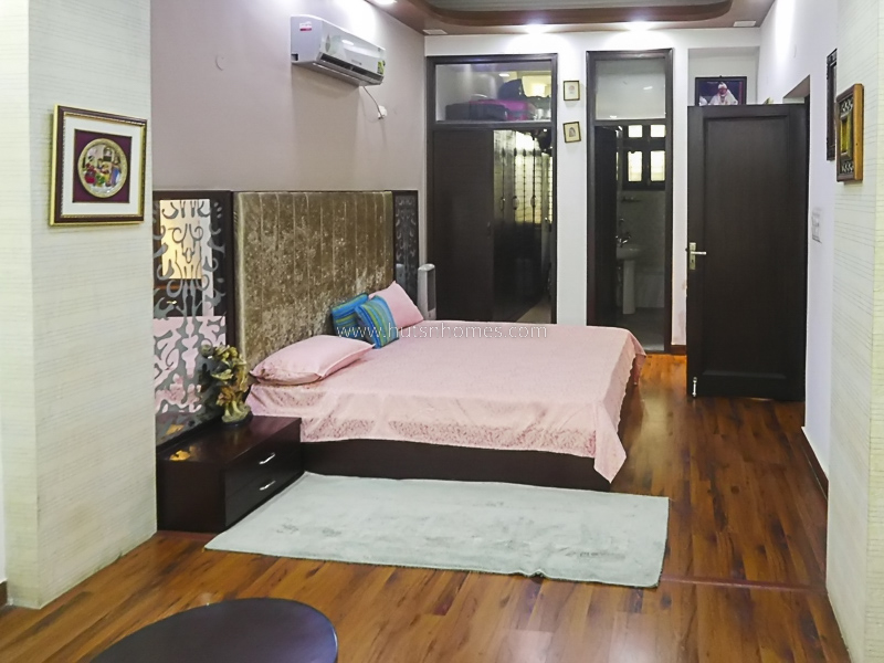 2 BHK Flat For Rent in Defence Colony