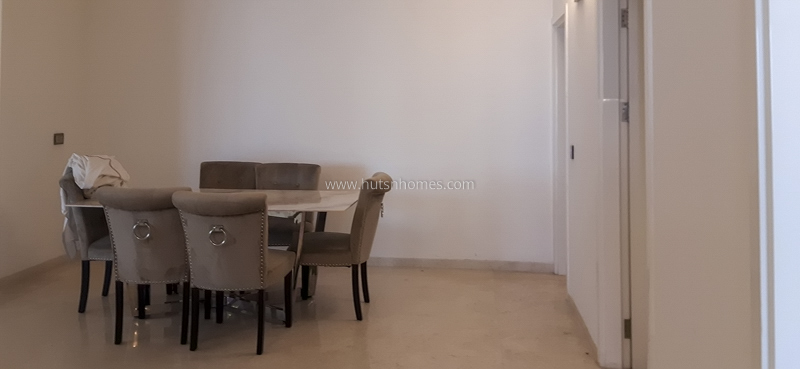 4 BHK Condo For Rent in Golf Course Road