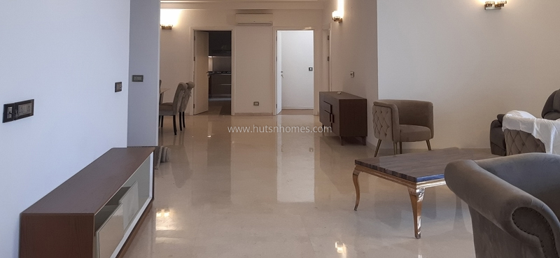 4 BHK Condo For Rent in Golf Course Road