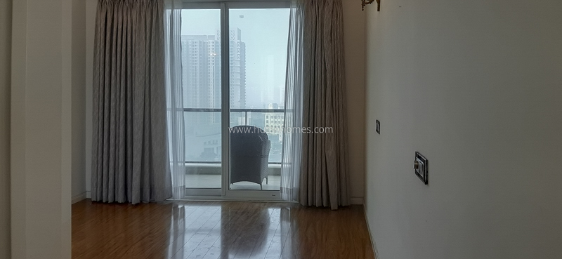 4 BHK Condo For Rent in Golf Course Road