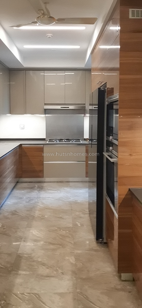 4 BHK Condo For Rent in Golf Course Road