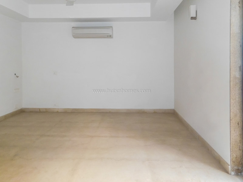 4 BHK Builder Floor For Rent in Neeti Bagh