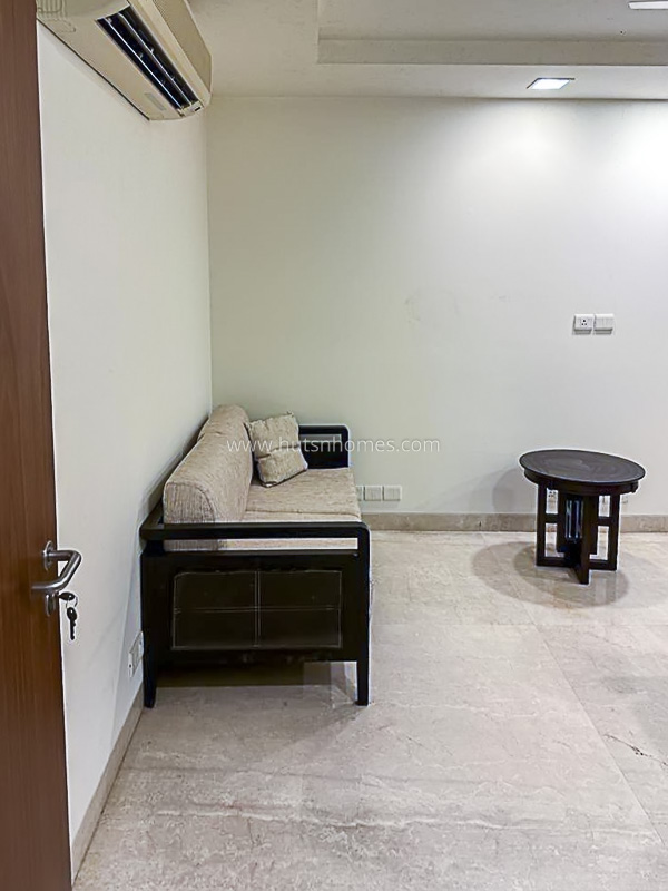 3 BHK Flat For Rent in Vasant Vihar