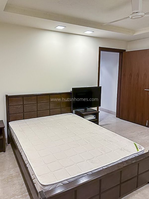 3 BHK Flat For Rent in Vasant Vihar