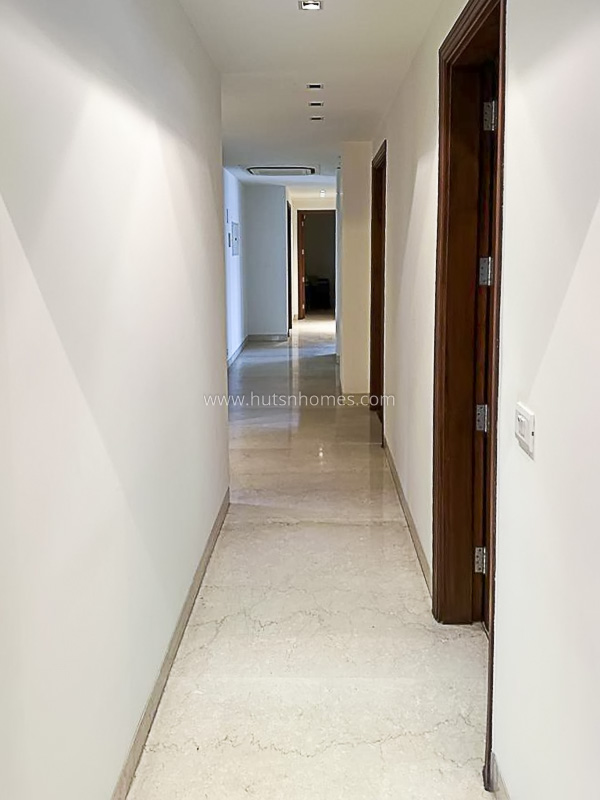 3 BHK Flat For Rent in Vasant Vihar