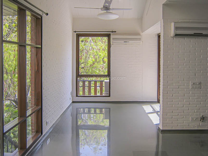 3 BHK Duplex For Rent in Vasant Vihar