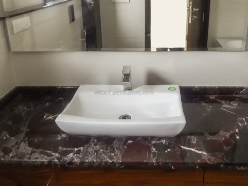 4 BHK Flat For Rent in Vasant Vihar
