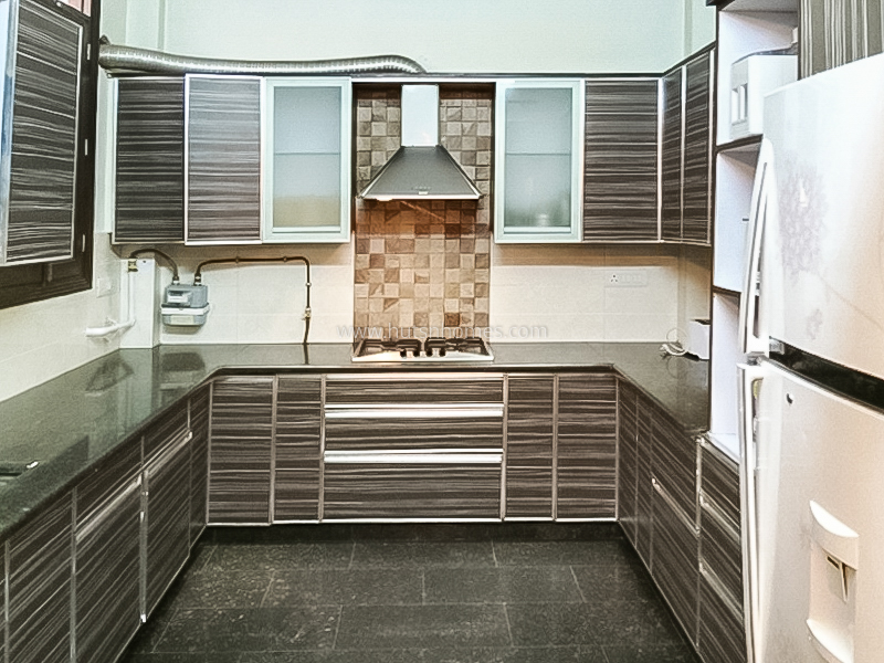 3 BHK Flat For Rent in Defence Colony