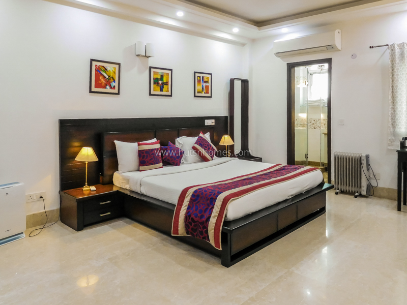 3 BHK Flat For Rent in Defence Colony