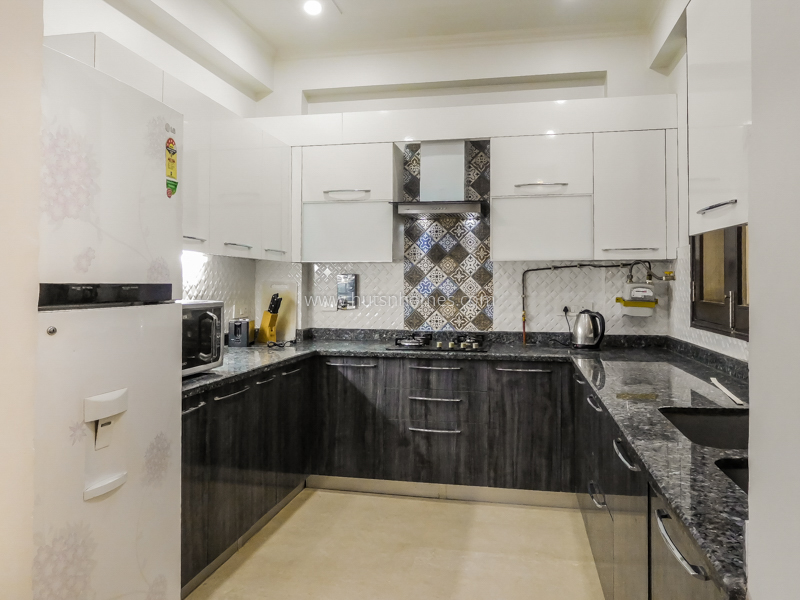 3 BHK Flat For Rent in Defence Colony