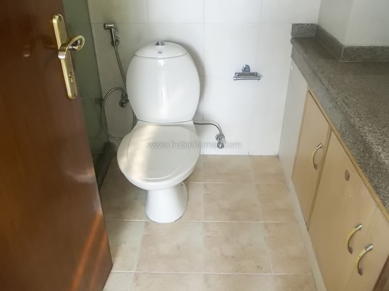 3 BHK Flat For Rent in Defence Colony